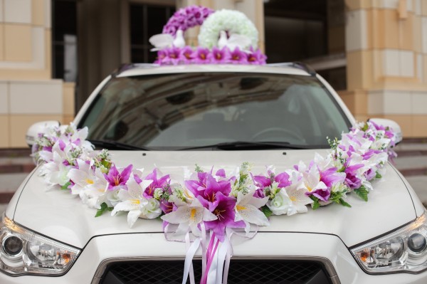 Основные правила декорирования автомобилей для свадьбы